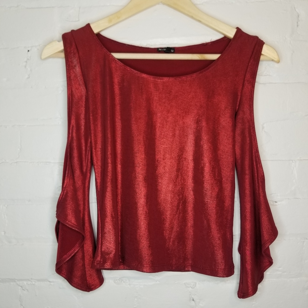 Le Chateau | Vintage Cold Shoulder Red Lamé Top